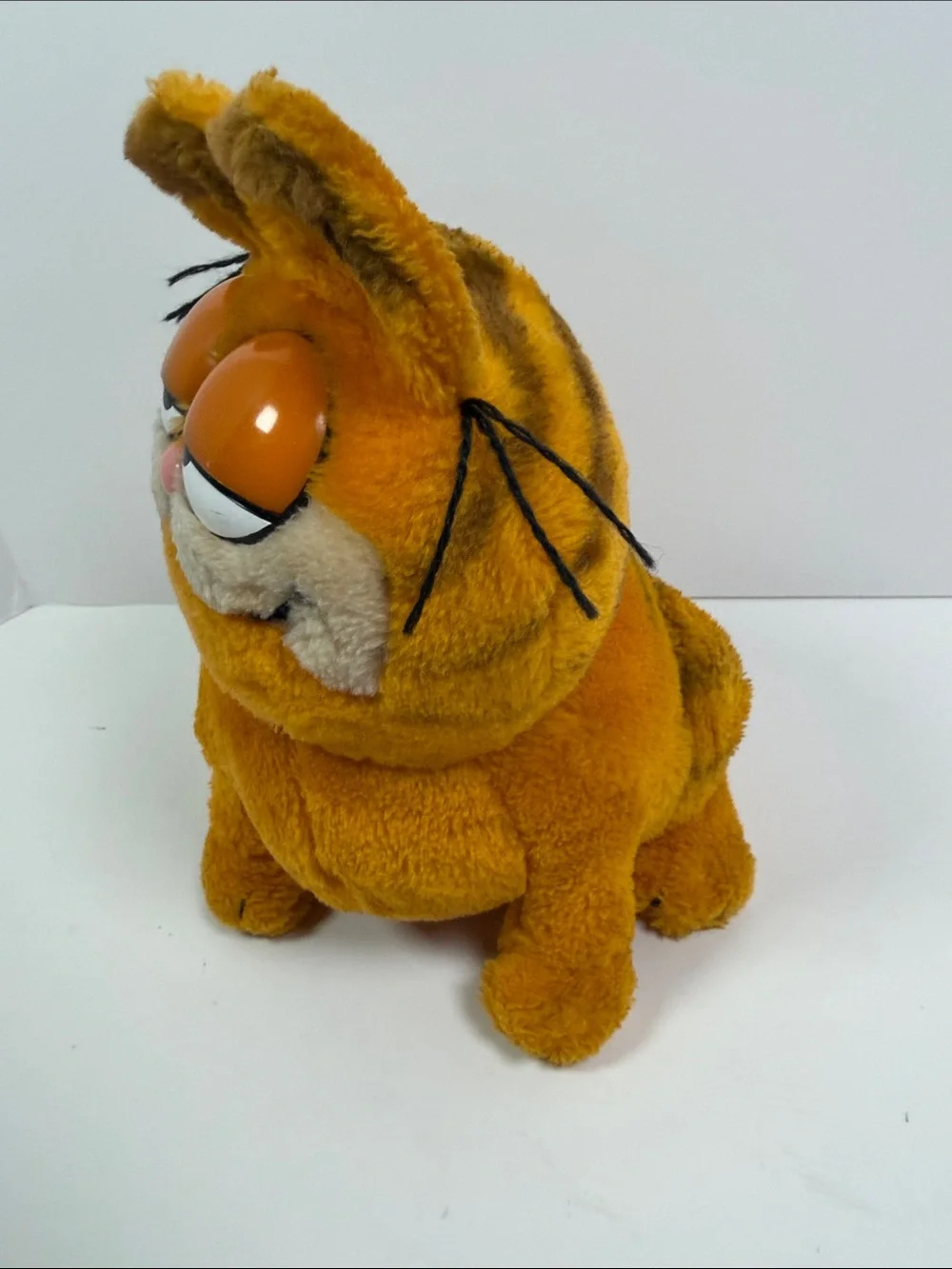 1981 Vintage Garfield Plush Toy Grouchy Food Loving Cat Collectible